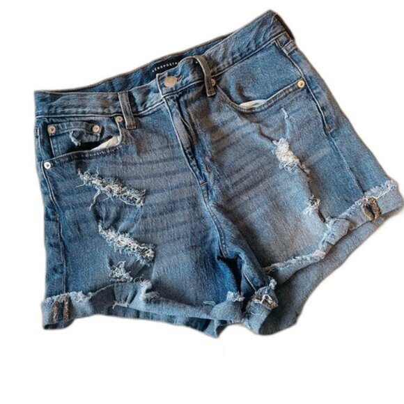 Aeropostale Women's Mom Shorts Size 8 Ripped Medium Wash High Waist Blue Denim - Picture 1 of 5